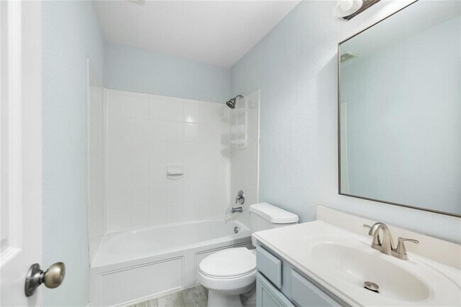 Building Photo - 90 Panterra Way