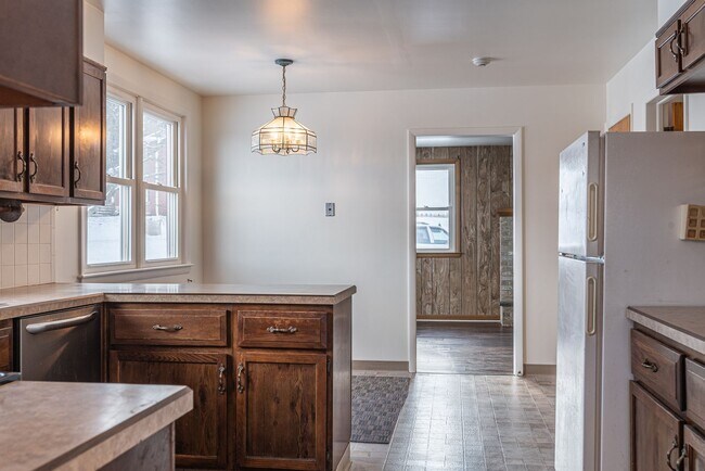 Building Photo - **Charming Colonial in Picturesque Lower Milford Township**