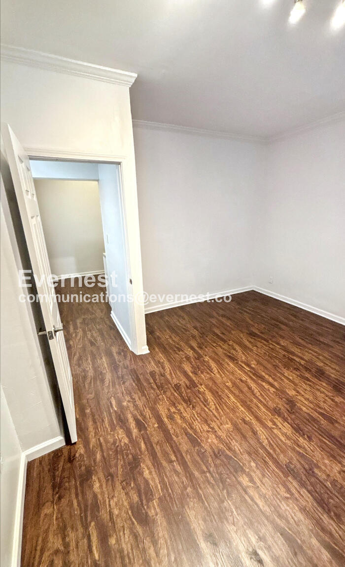 Building Photo - 7613 Virginia Ave