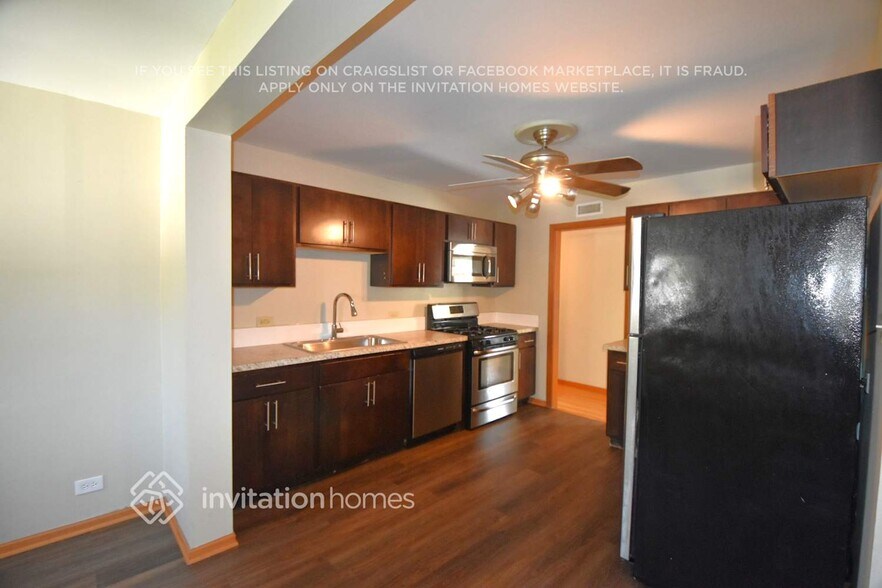 Building Photo - 3615 Cleveland Ave