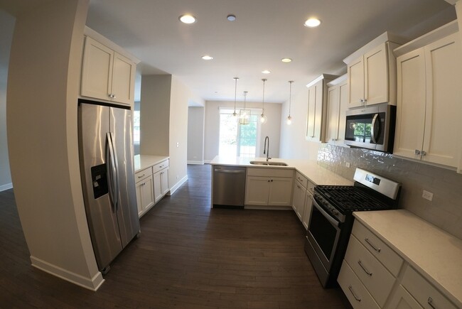 Building Photo - 10750 Clock Tower Dr
