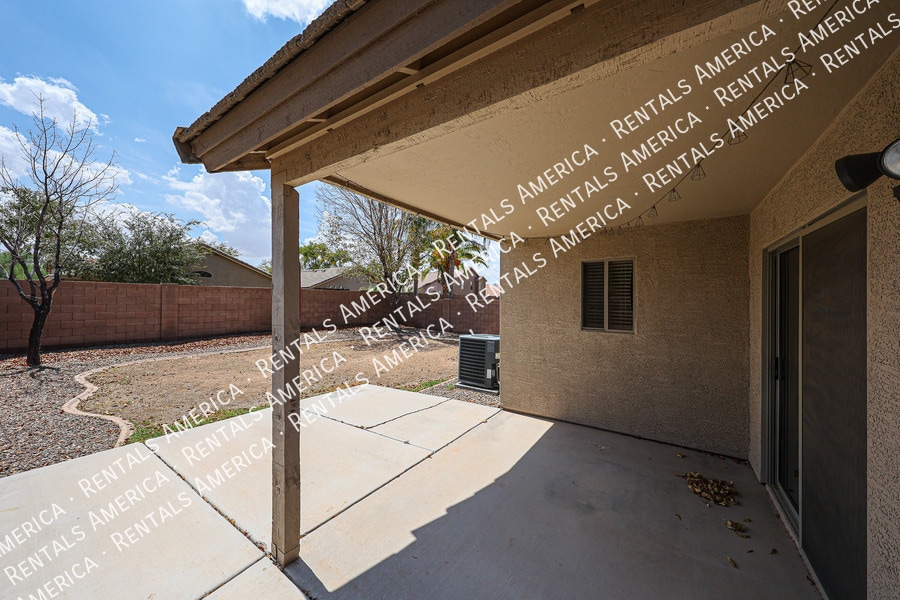 Building Photo - 42635 Colby Dr