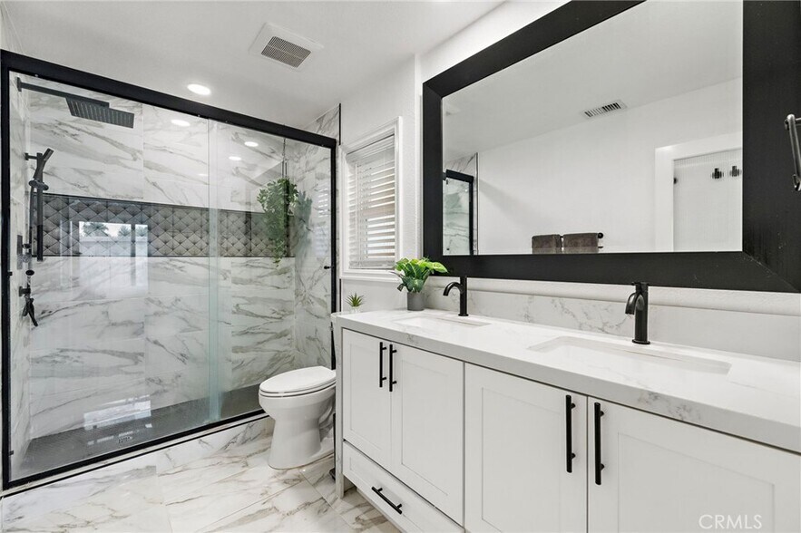 Building Photo - 31996 Lazy Glen Ln