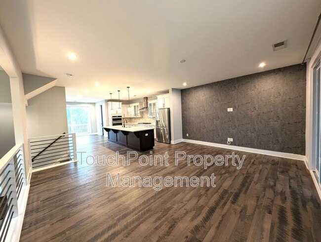 Building Photo - 2632 Ensemble Ct