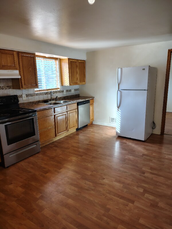 Building Photo - 2667 Gunckel Blvd