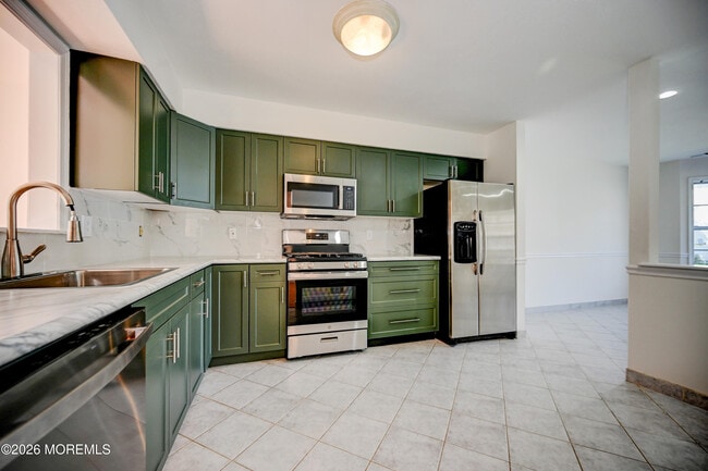 Building Photo - 214 Paddington Ct