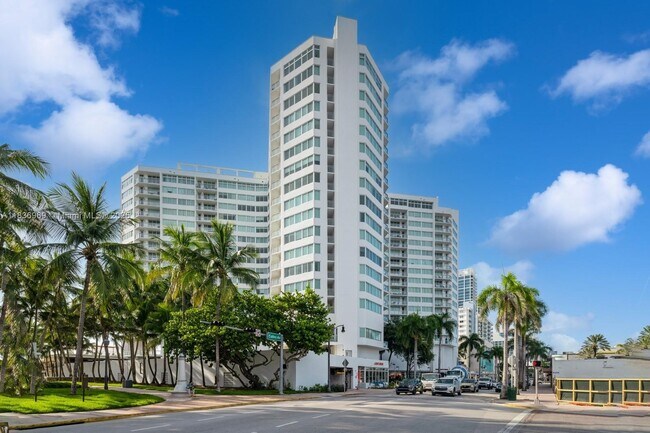 Primary Photo - 7135 Collins Ave
