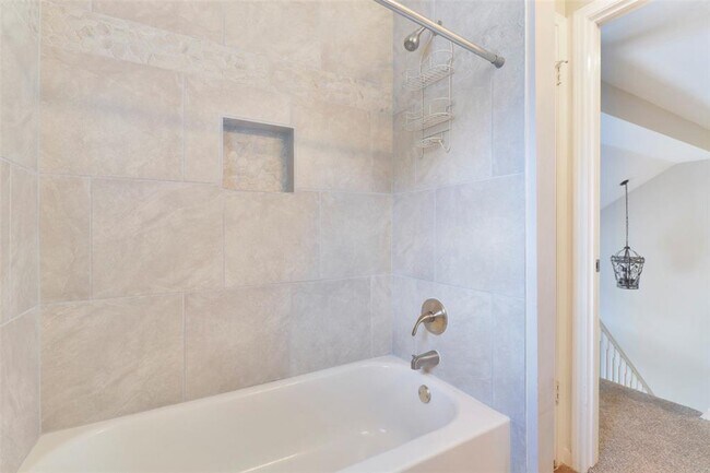 Building Photo - 1407 Quiet Green Ct