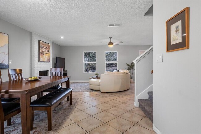 Building Photo - 3208 Twinberry Cove