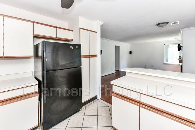 Building Photo - 11729 Summerchase Cir