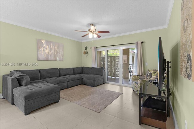 Building Photo - 2486 Centergate Dr