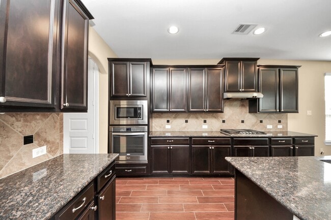 Building Photo - 27419 Canyon Reach Dr