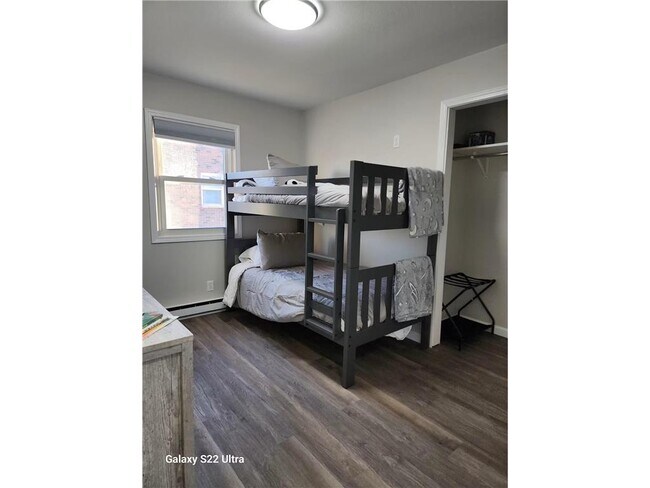 Building Photo - 114 Lake Ave S