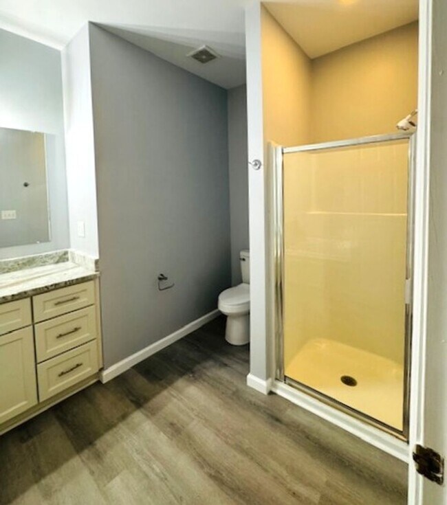 Building Photo - CORNERSTONE ~ RENOVATED CONDO ~ 2 BED, 2 B...