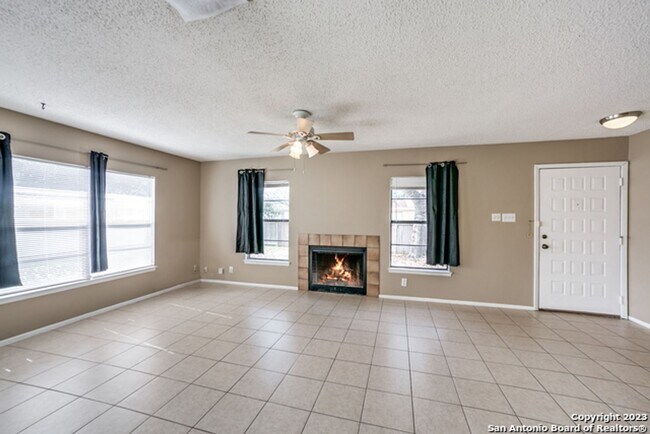 Building Photo - 6854 Arbor Springs Dr