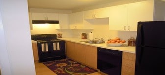 Kitchen - Copper Beech Commons