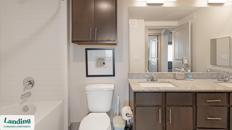Building Photo - 12500 Shadowglen Trce