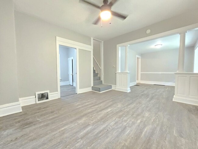 Building Photo - 234 Studebaker St