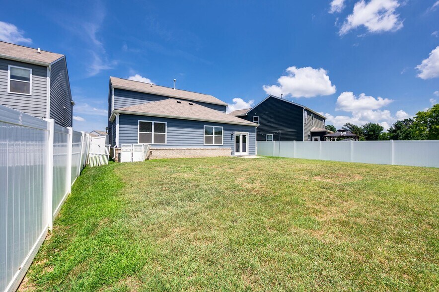 Building Photo - 7277 Sunny Parks Dr