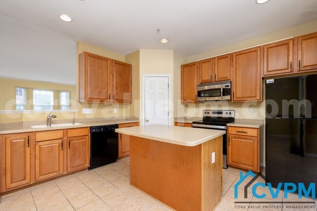 Building Photo - 1023 Railbed Dr