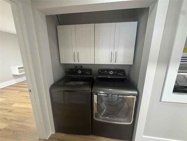 Building Photo - 1400 Gandy Blvd N