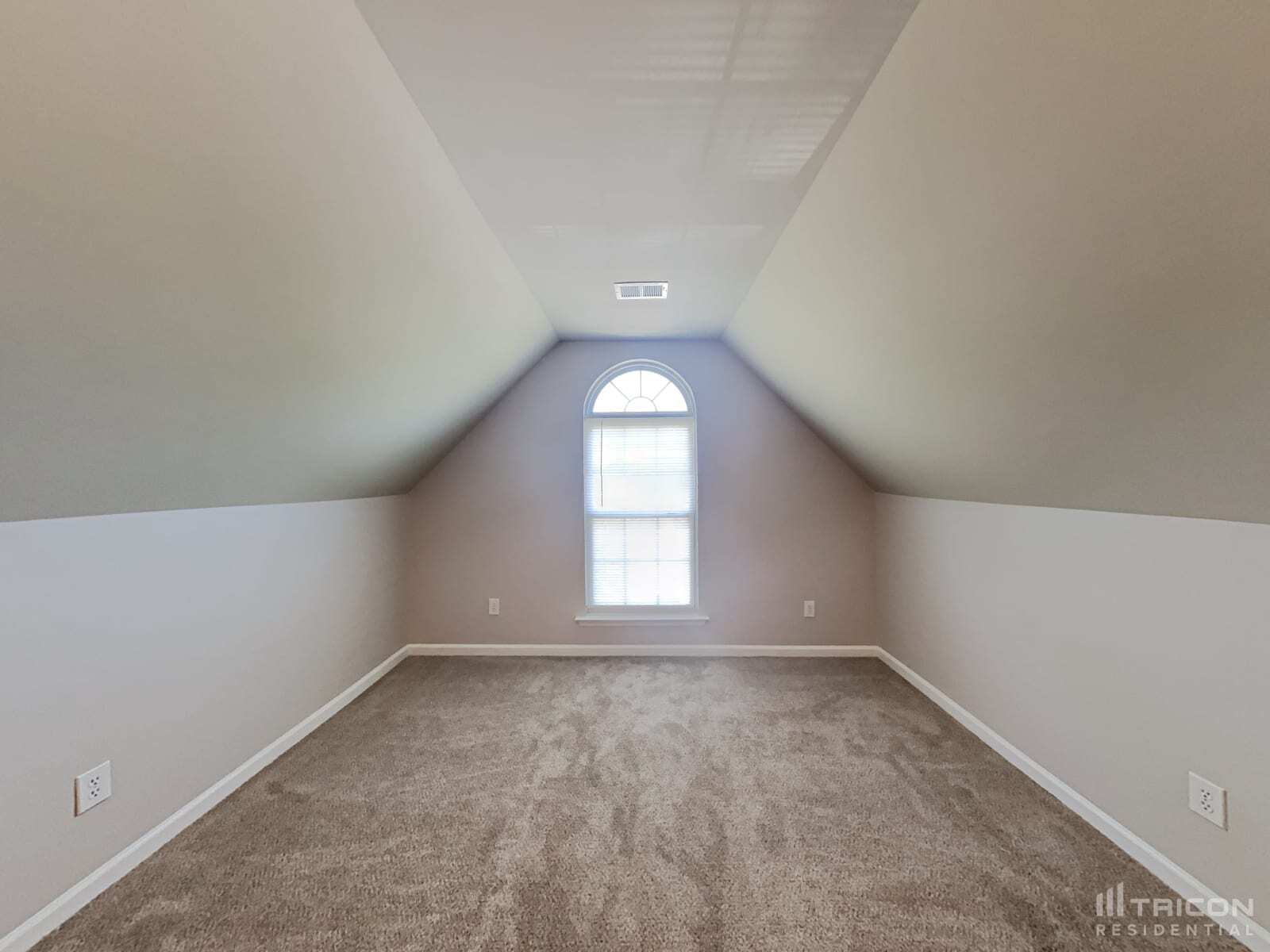 Building Photo - 3810 Abbeywood Pl
