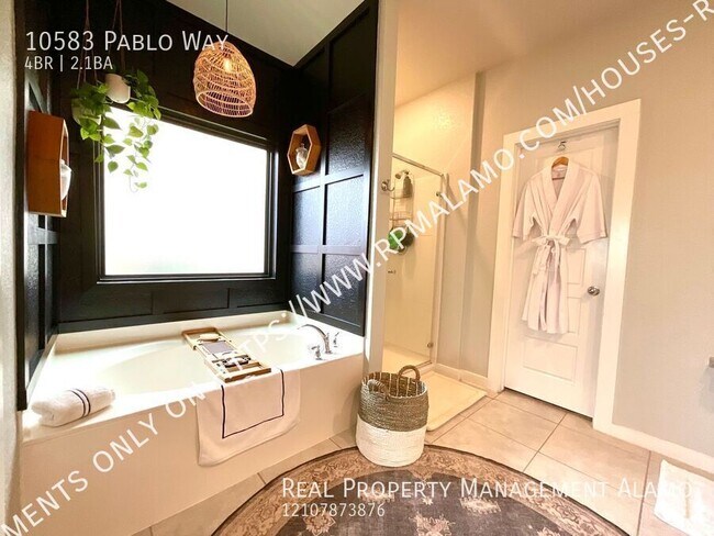 Building Photo - 10583 Pablo Way