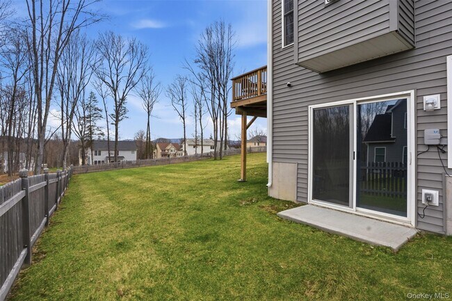 Building Photo - 108 Joyce Wy