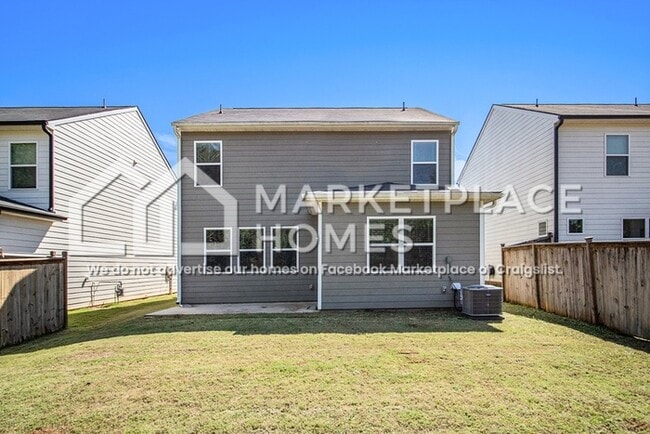 Building Photo - 48 Silver Birch Pass