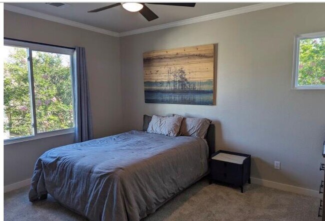 Building Photo - 7501 Shadowridge Run