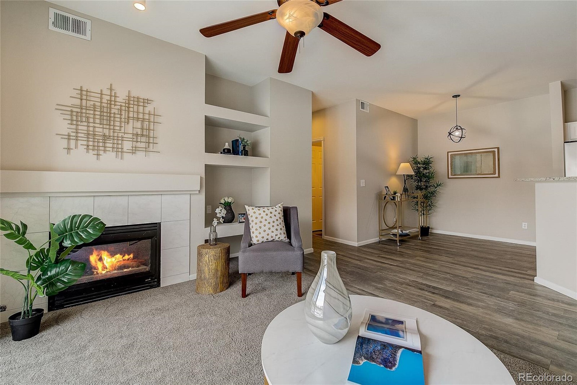 Spacious living room - 10784 W 63rd Pl