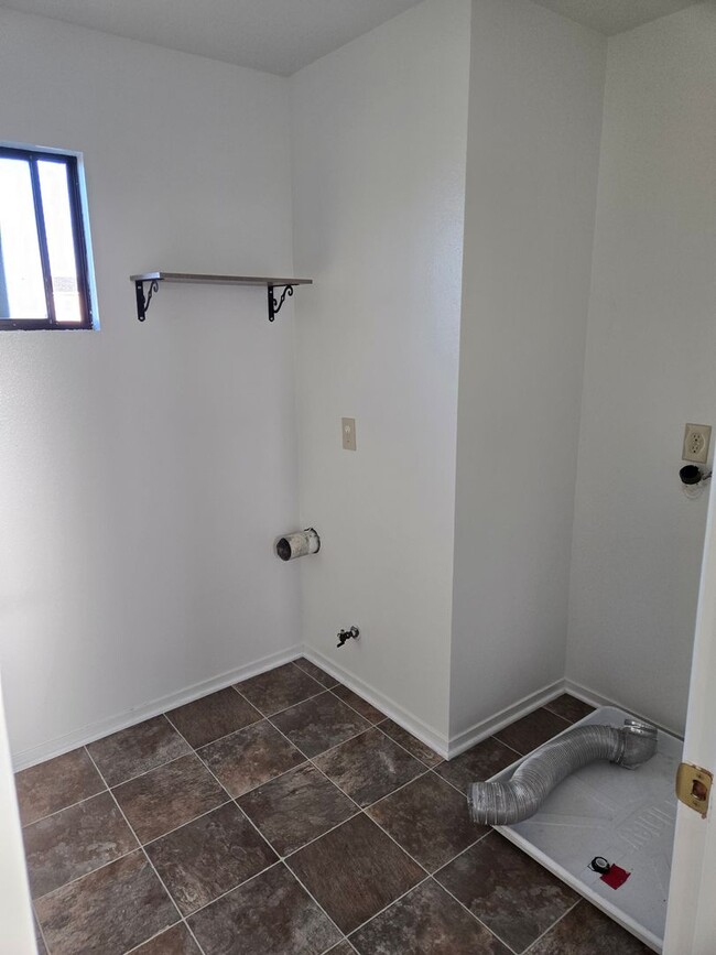 Building Photo - Pismo Beach home in great neighborhood