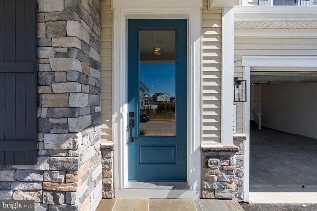 Building Photo - 1448 Lavender Clf Wy