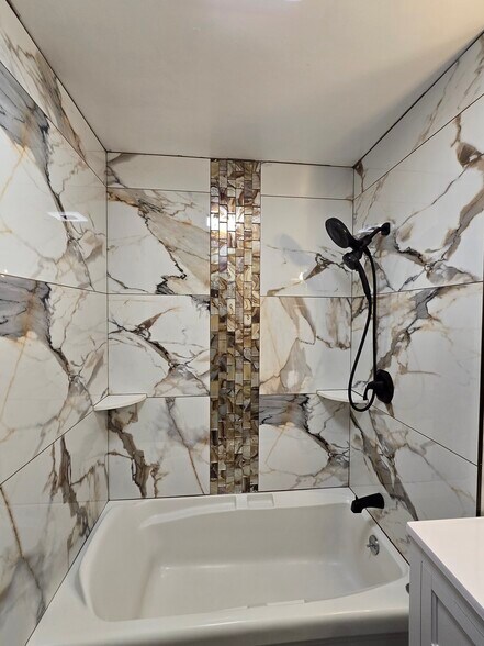 Building Photo - 260 Tennyson Ave