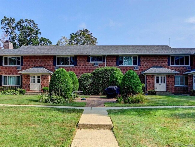 Primary Photo - 326 Edmunton Dr