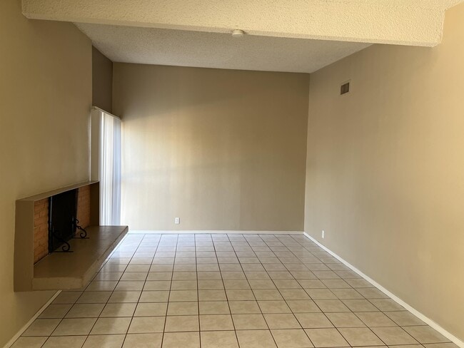 Building Photo - 1880 Caballero Way