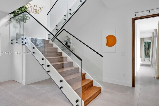 Building Photo - 2110 NE 197th Terrace