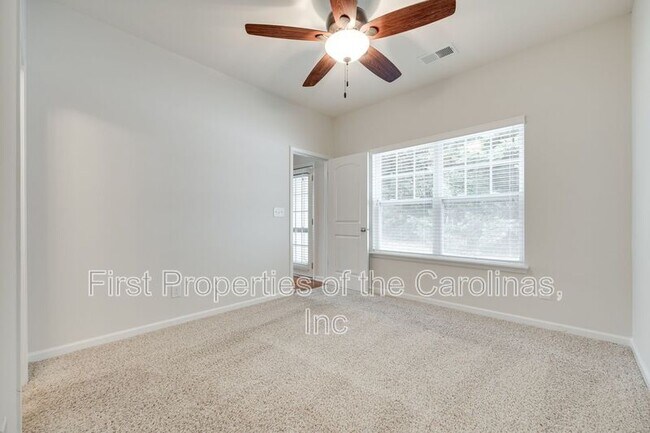 Building Photo - 1430 Harpers Inlet Dr