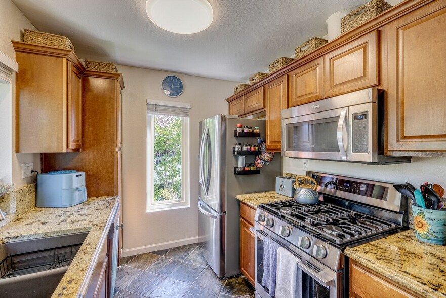 Building Photo - 10710 Dabney Dr
