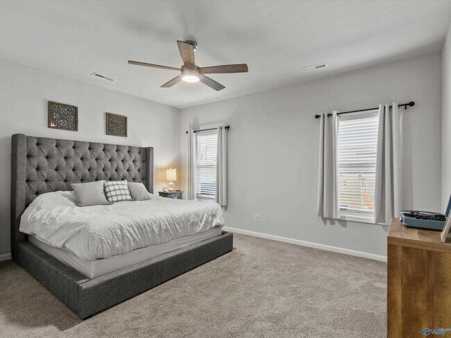Building Photo - 209 Allegro Cir