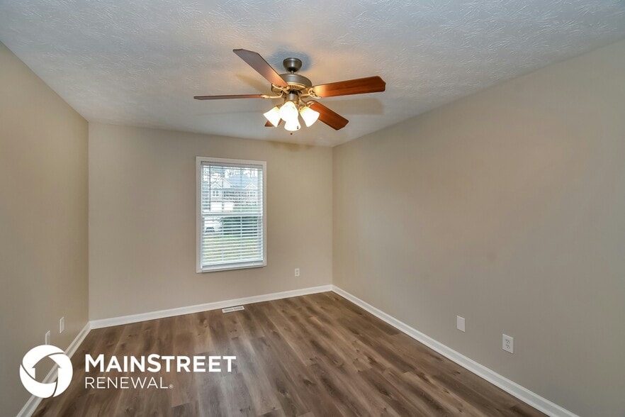 Building Photo - 161 Morning View Dr