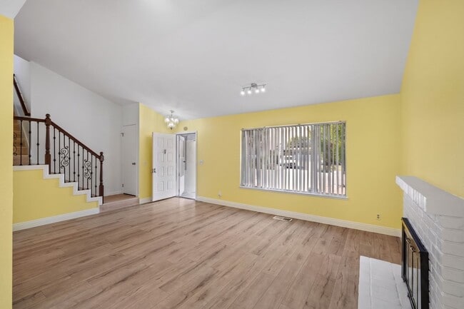 Building Photo - Beautifully Updated Four Bedroom Fremont Retreat w/ Views in Historic Niles