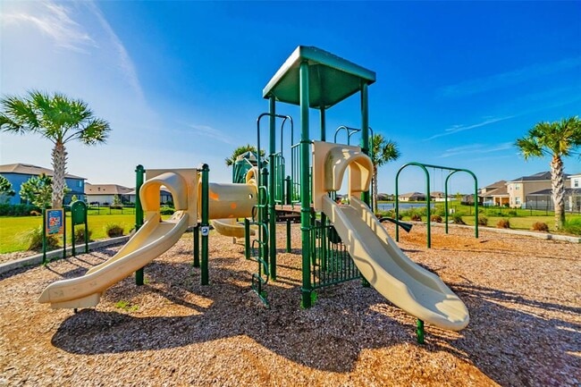 Building Photo - 34087 Astoria Cir