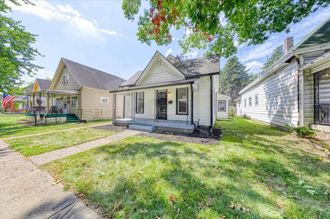 Building Photo - 1106 S Reisner St