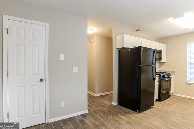 Building Photo - 78 Nellie Brook Dr SW