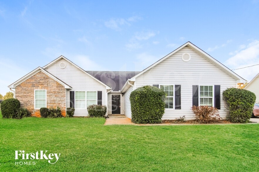 Primary Photo - 175 Mills Creek Ln