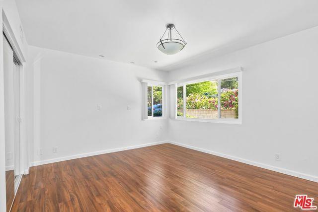 Building Photo - 4509 Canoga Dr
