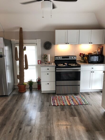 New appliances - 1216 Central Ave