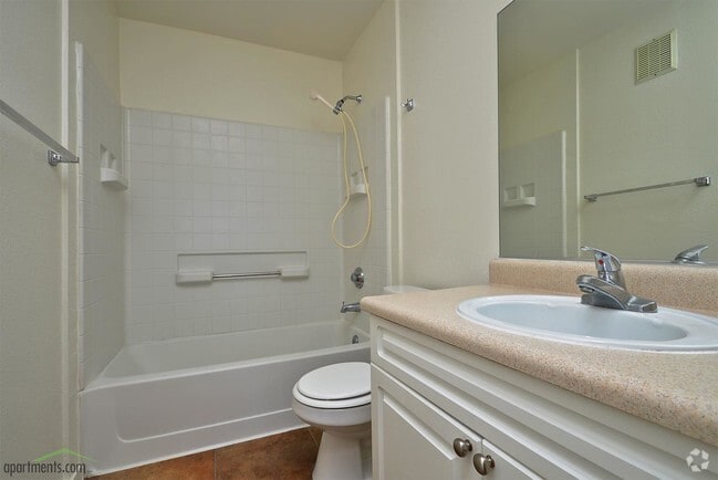 Bathroom - Casa Bonita Apartments