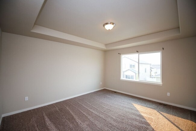 Building Photo - 4 Bedroom Home in Wellington